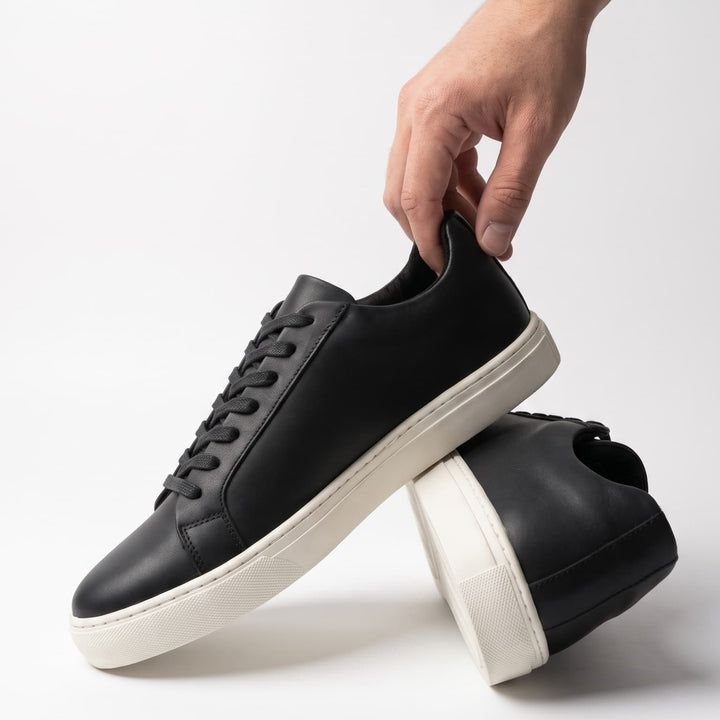 Tenis negro para hombre en cuero