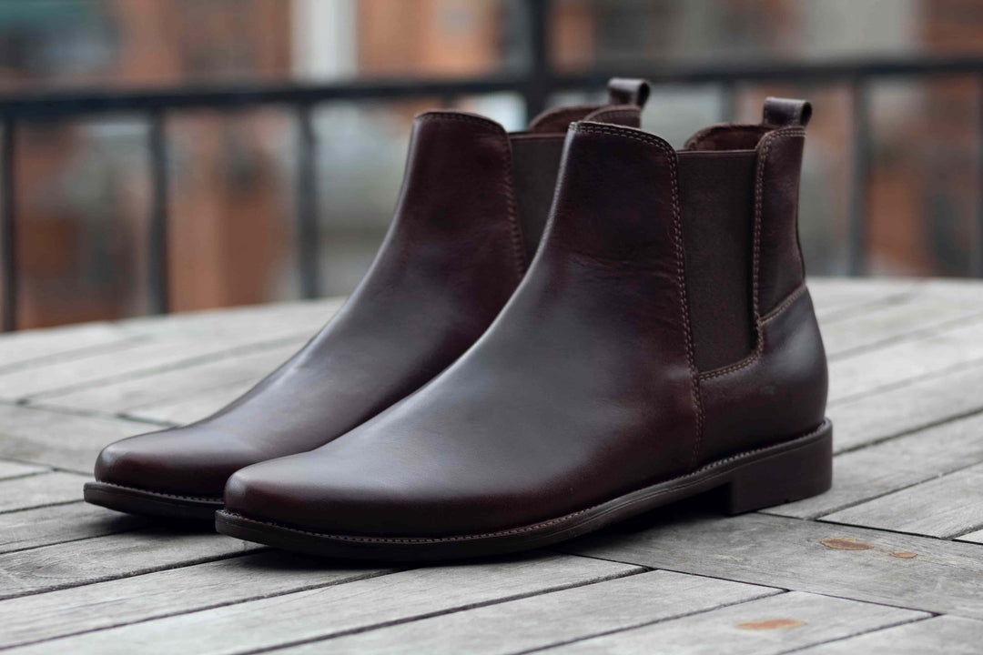 Chelsea Cuero Liso Café
