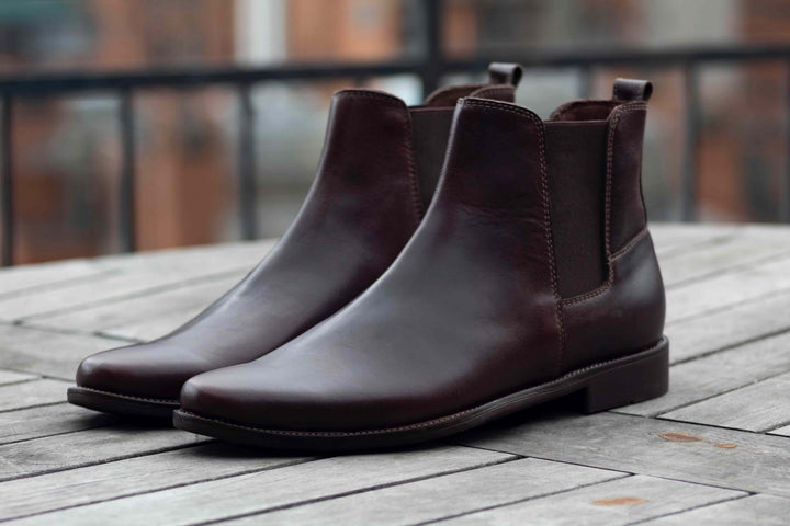 Chelsea Cuero Liso Café